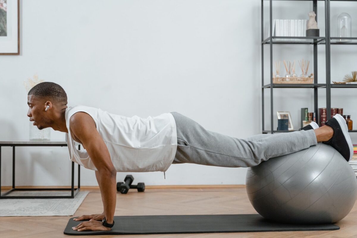 exercices pectoraux maison volume force endurance